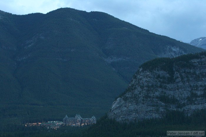Banff Springs resort at night