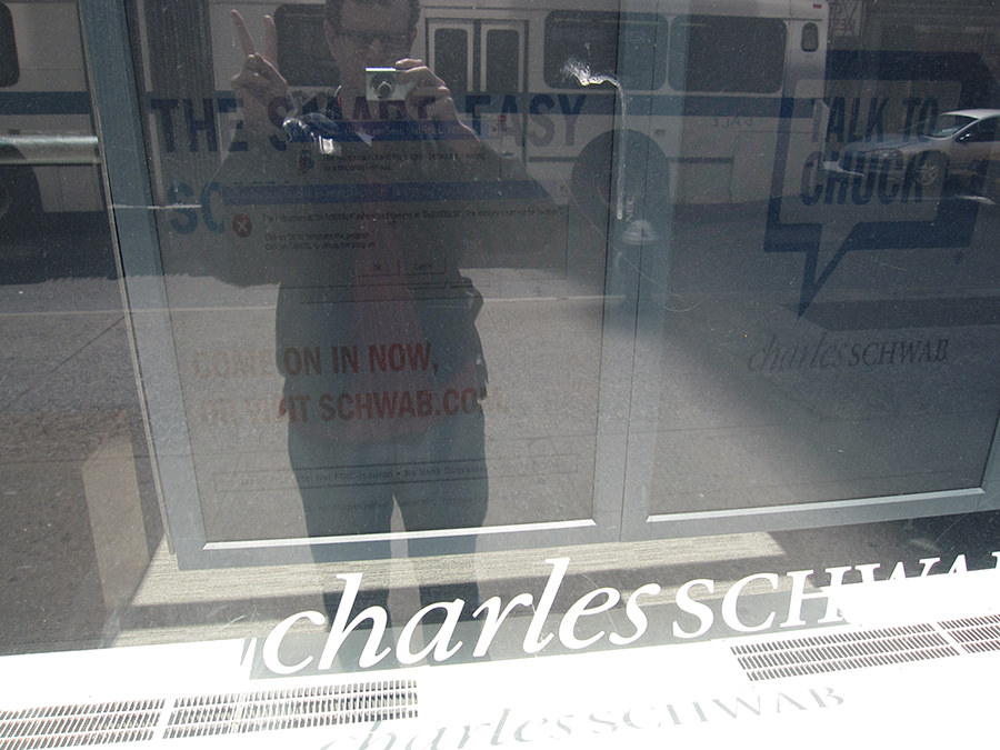 windows crash on a Charles Schwab display