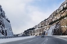 Sideling Hill road cut ice