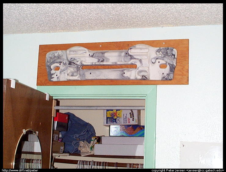 hang board in bed room