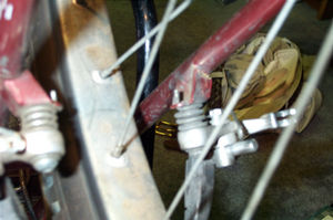 2000 10 09 Panasonic bike broken brake boss-073