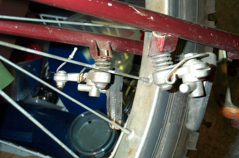2000 10 09 Panasonic bike broken brake boss-076