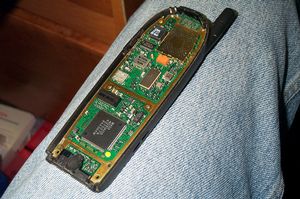 2000 10 18 Nokia 6190 taken apart-049