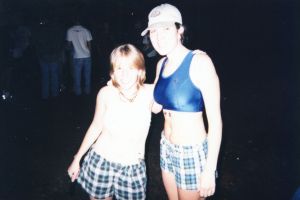 2000_Megan_Lutz_and_Jen_Brian_at_midnight_madness-2