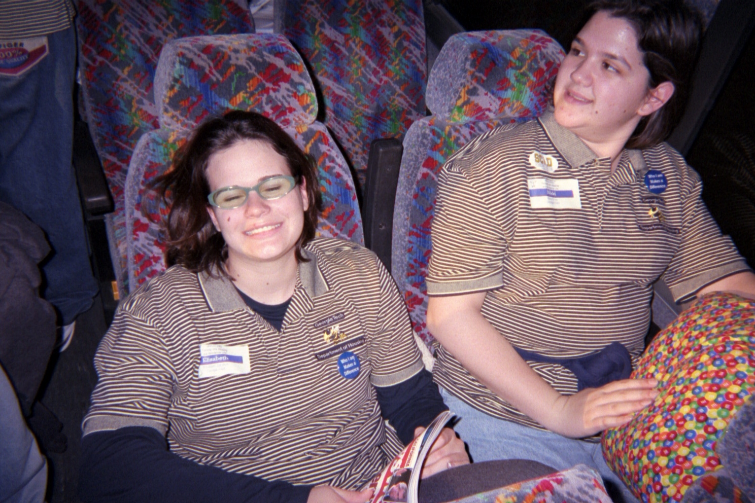 Elizabeth and Nikki on the bus