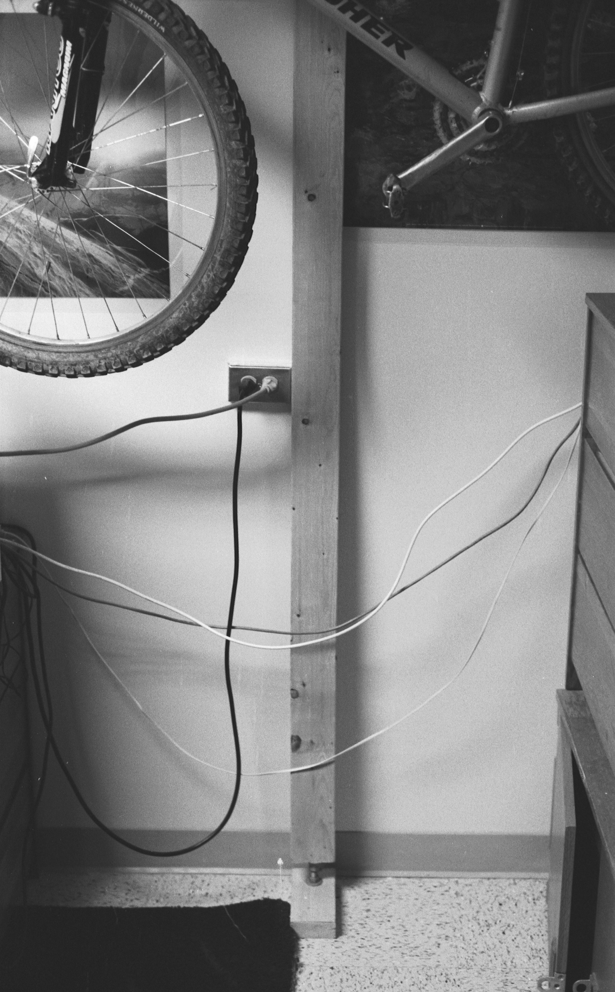 room bike rack