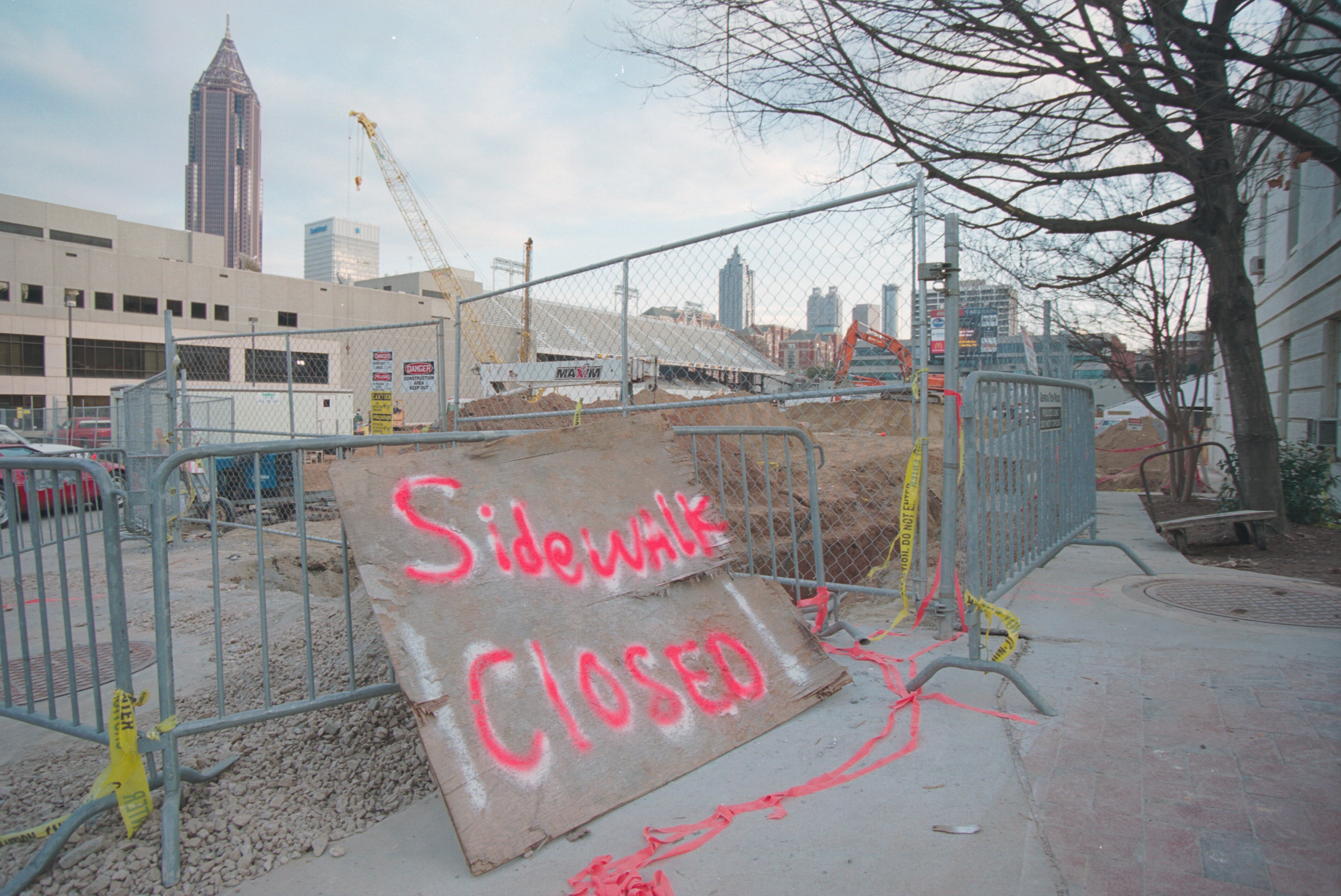 sidewalk closed