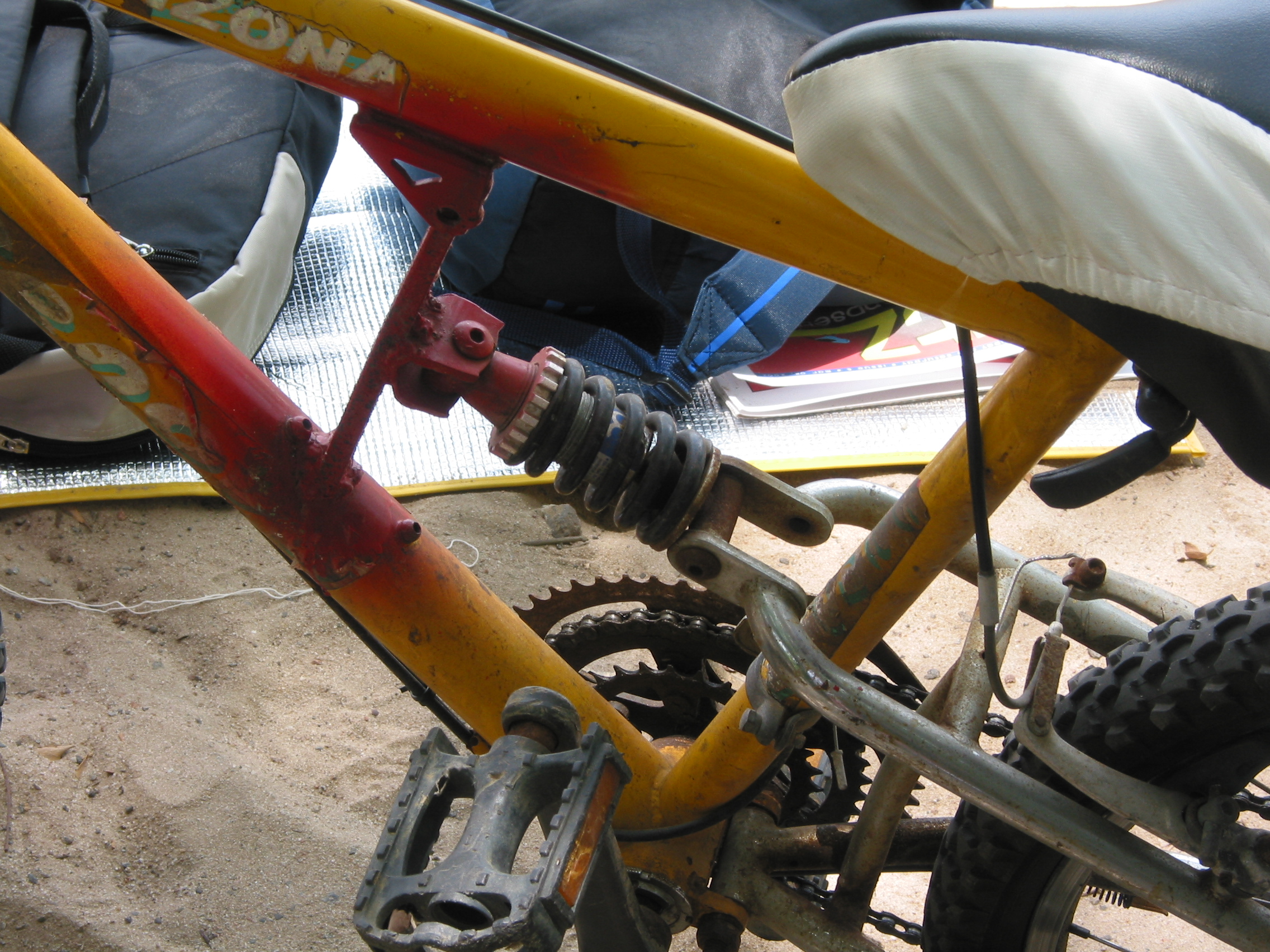 interesting cross-bar attachment