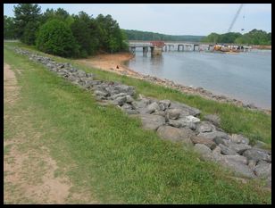 looking NW from the levee at the bridge