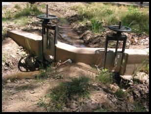 amusing sluice gate irrigation at Zion NP visitors center