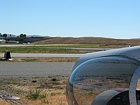 towplane taking off
