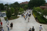 Skiles walkway at lunchtime