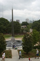 Skiles walkway at lunchtime