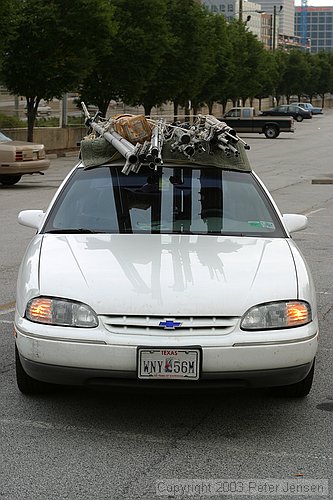 my car with 20m, 15m, 10m monobanders and a TH6 on the rack