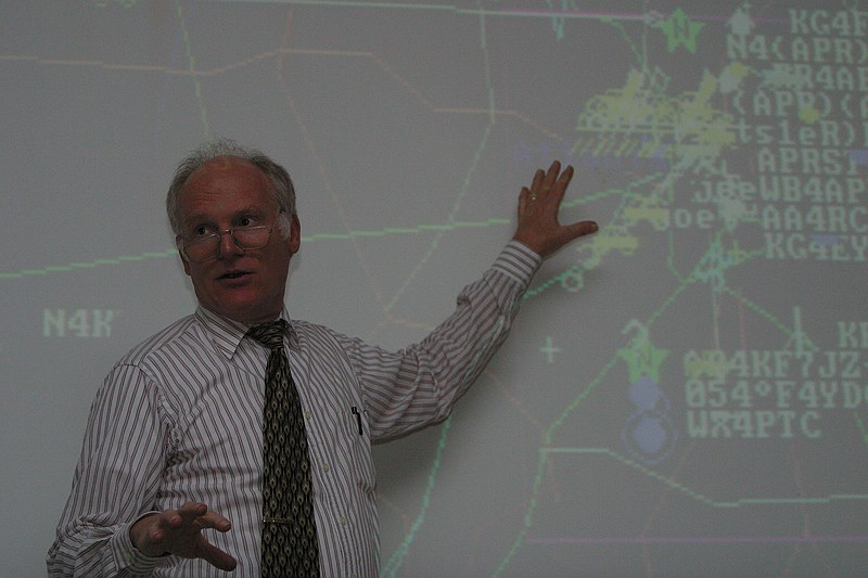 Bob Bruninga lecturing on APRS