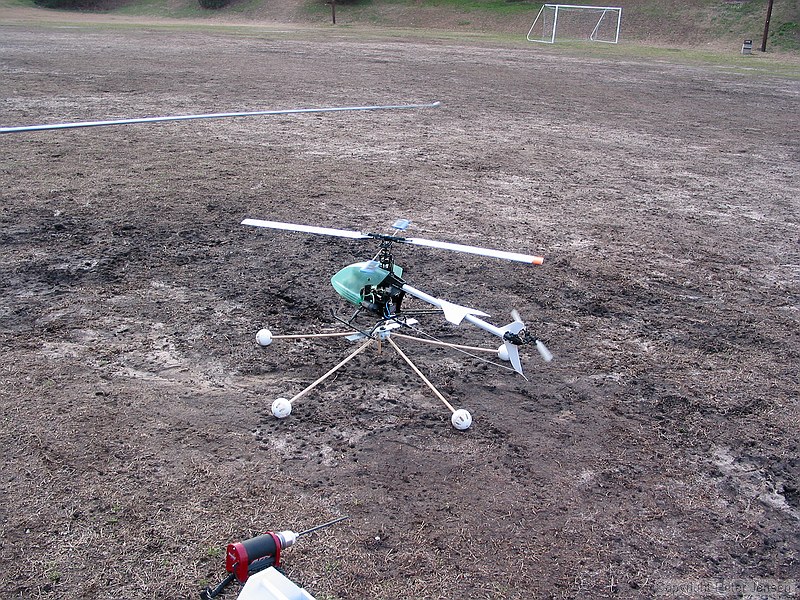 .30 size heli in the burger bowl (flown very safely!)