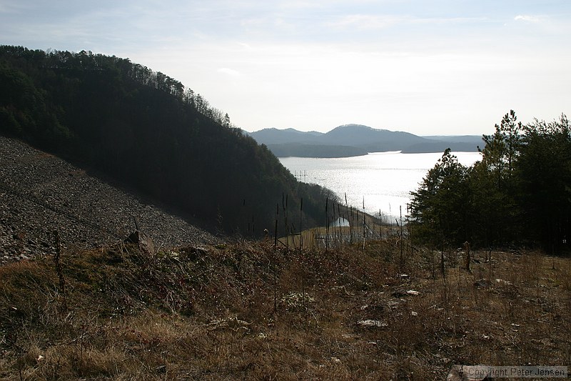 blown-out view of the lower lake