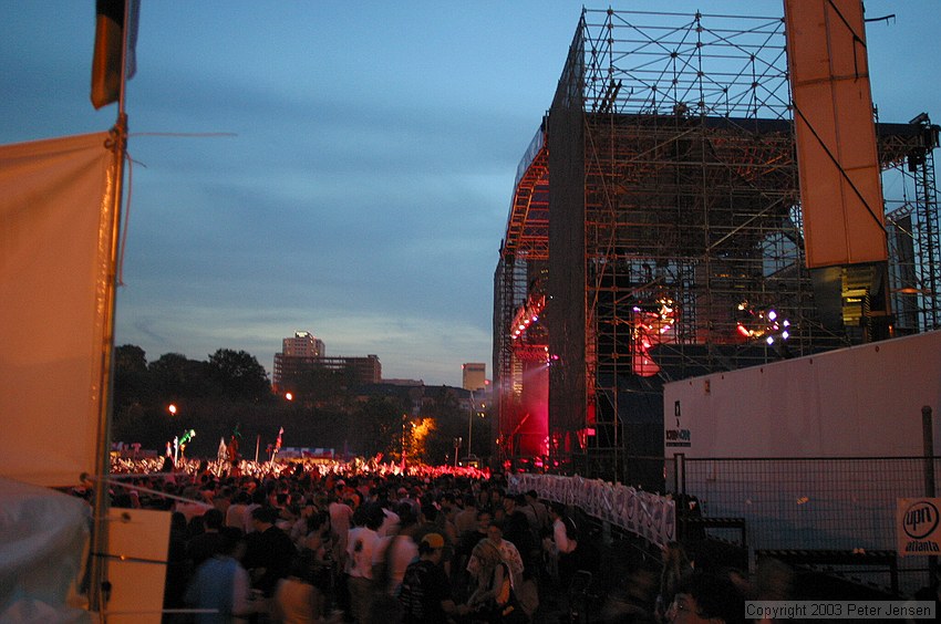 latter parts of the Def Leppard show