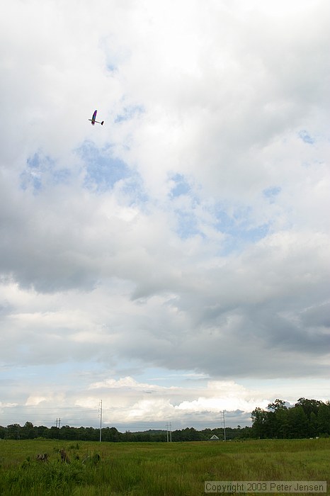 Charles flying his Hacker Timothy with my Graupner Cumulus 2000 wing