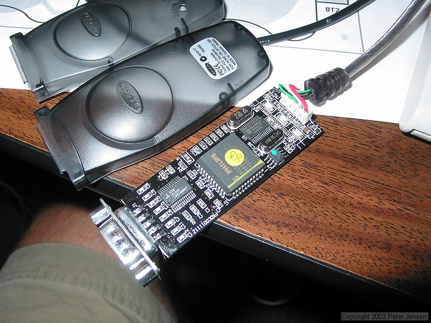 the Belkin F5U409 USB -> serial adapter taken apart