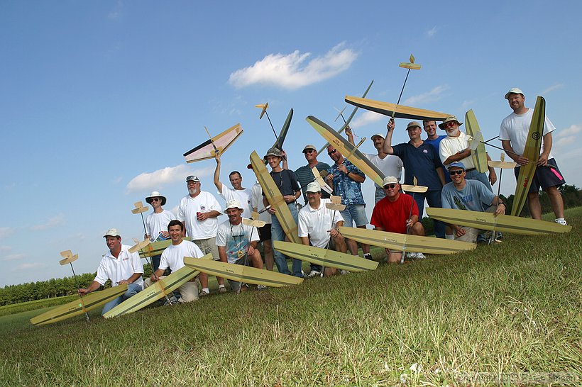 most of the pilots from the ECHLG classic (a few with long drives had already left)