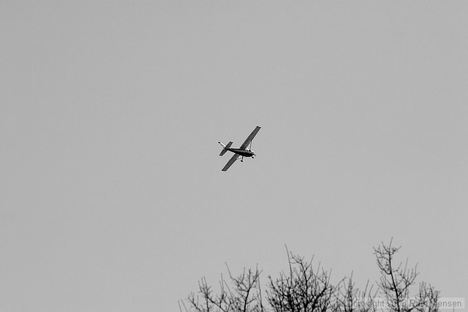 N22984 - a Cessna 150H registered to the government and perhaps a bit too low over campus