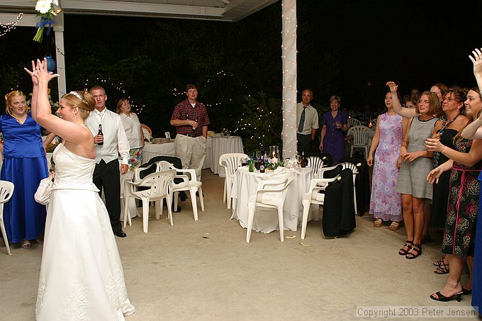 bouquet toss