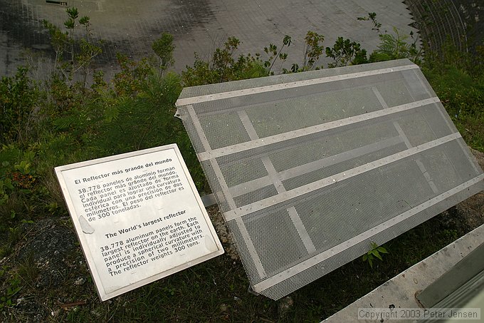 a reflector tile