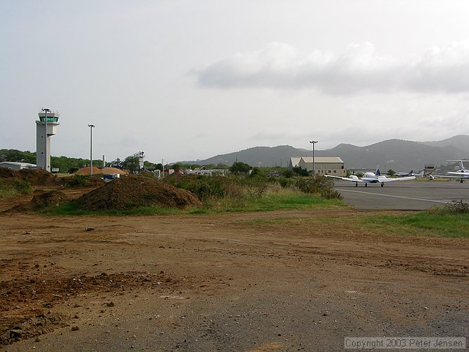 Beef Island airport (EIS)