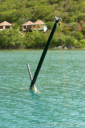 sunken cruising boat in Leverick Bay