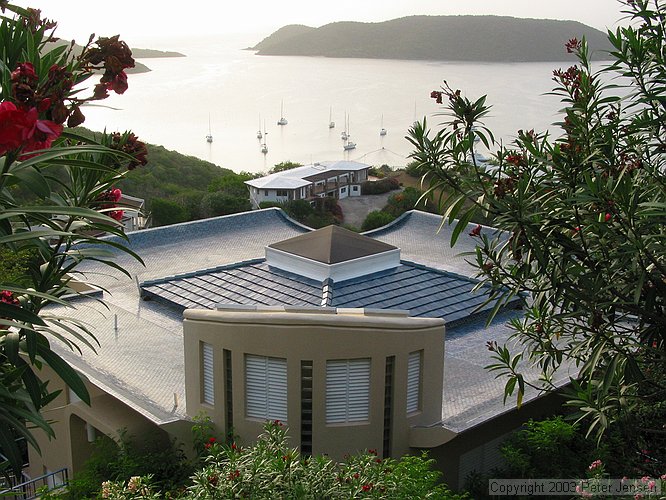 neat roof / cistern setup