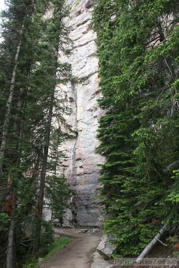 nice climbing along the path