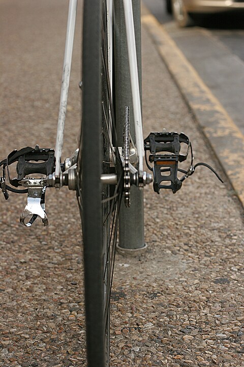 unpolluted chainline