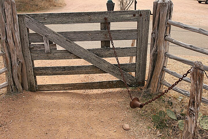 gate latch and closer