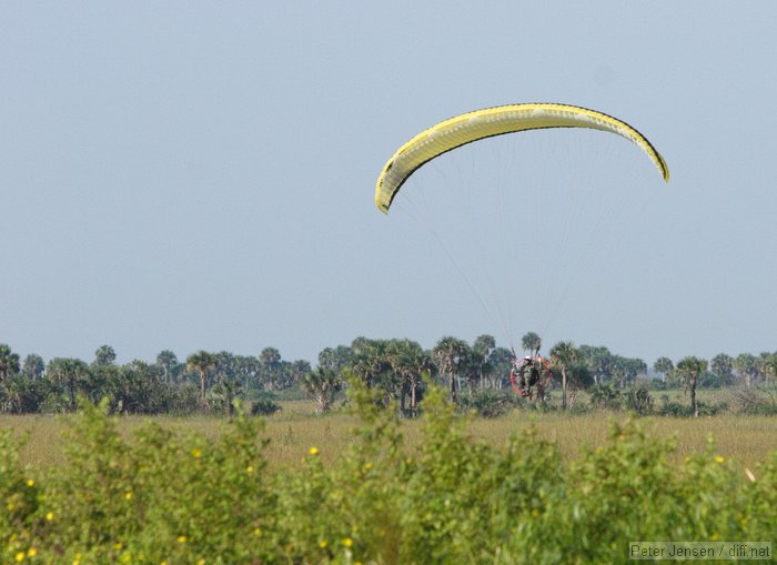 some powered parachute folks out for a morning spin (weather was perfect for that sort of thing)