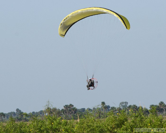 some powered parachute folks out for a morning spin (weather was perfect for that sort of thing)