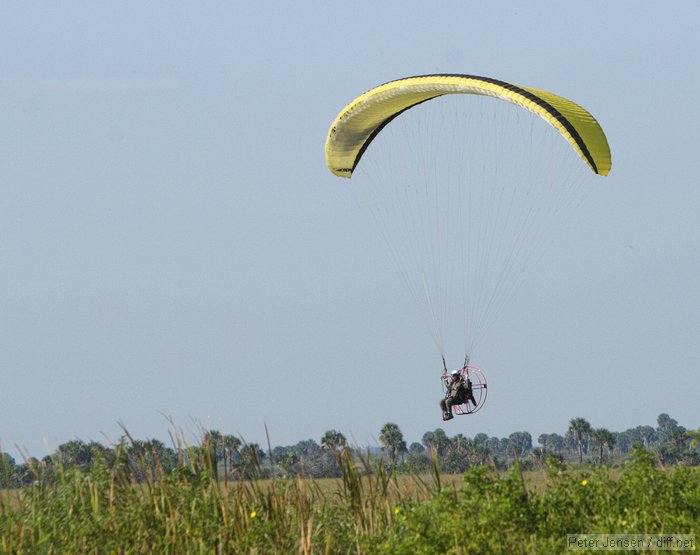 some powered parachute folks out for a morning spin (weather was perfect for that sort of thing)