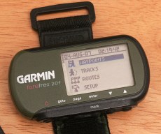 GPS says 2007:08:04 02:19:42, exif says 2007:08:04 02:21:13