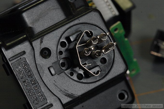 inside of a Canon 550EX flash