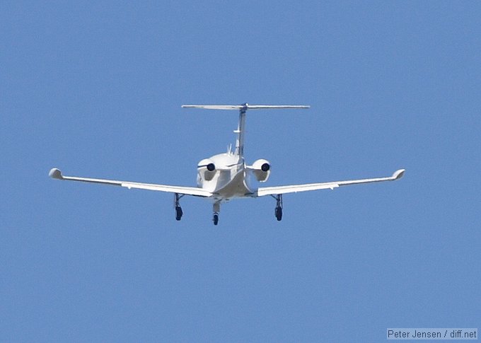 locally-owned Eclipse EA500 N773VW heading backhome
