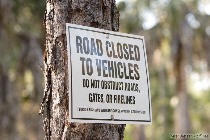 Road Closed to Vehicles - Do Not Obstruct Roads, Gates, or Firelines