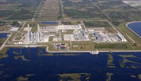 power plant on the east side of Lake Okeechobee