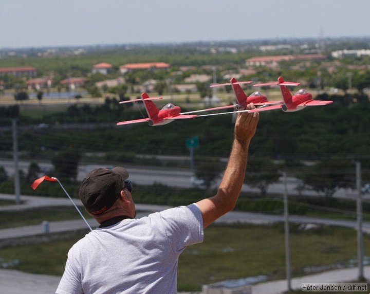 Julio's magnificent hand-made formation Mig