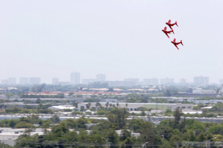 Julio's magnificent hand-made formation Mig