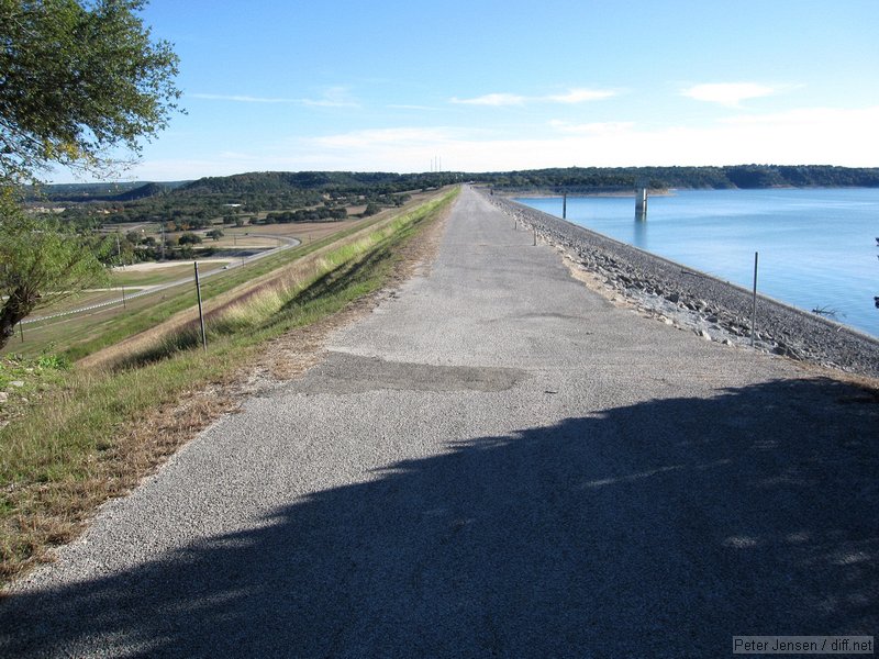 Canyon dam