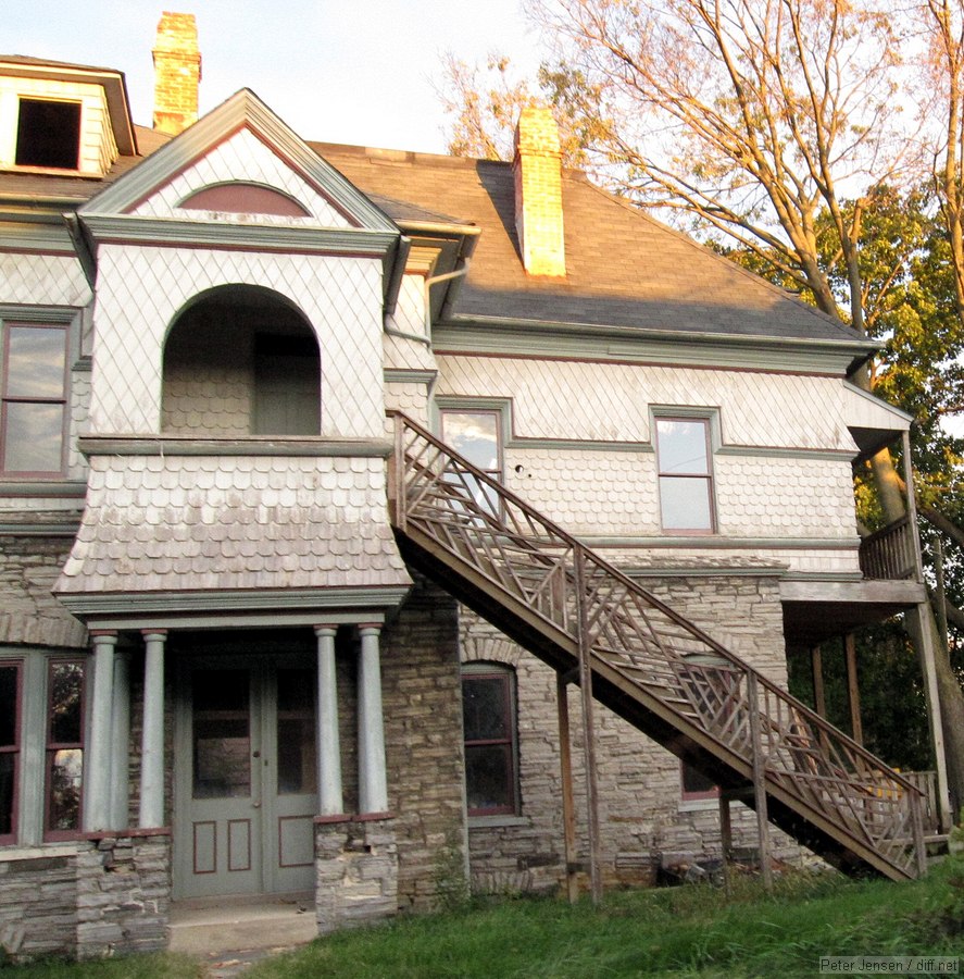 I love this staircase, although the house could use some work.