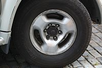 5/6 lug nuts