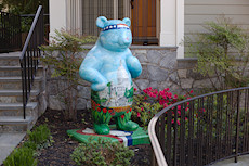 Austin themed weird bear statue (Patriot Panda)