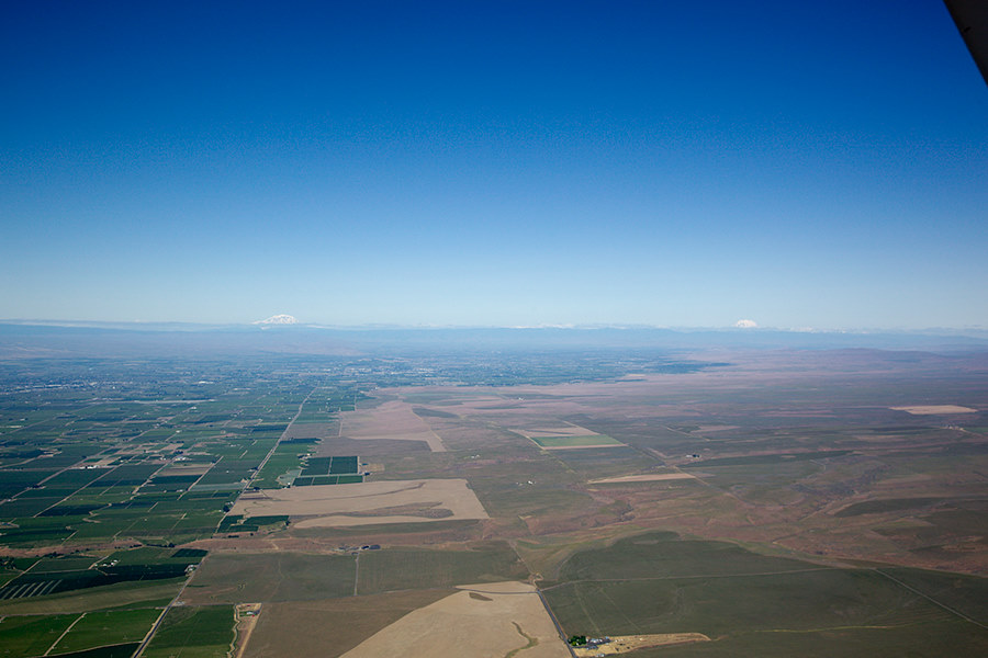 Mt Adams and Mt Rainier