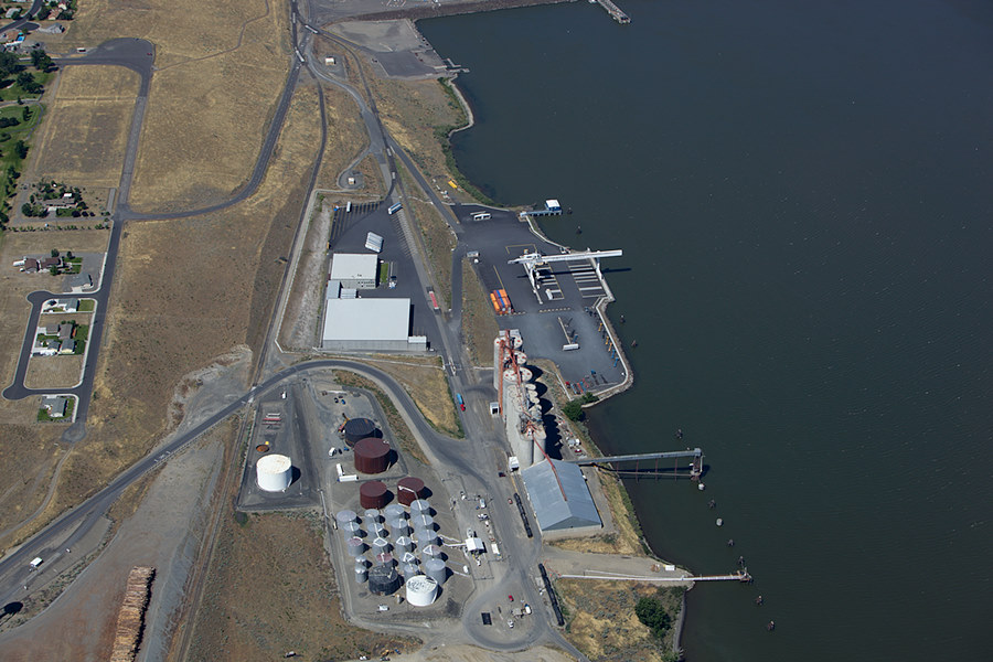 Port of Umatilla facilities